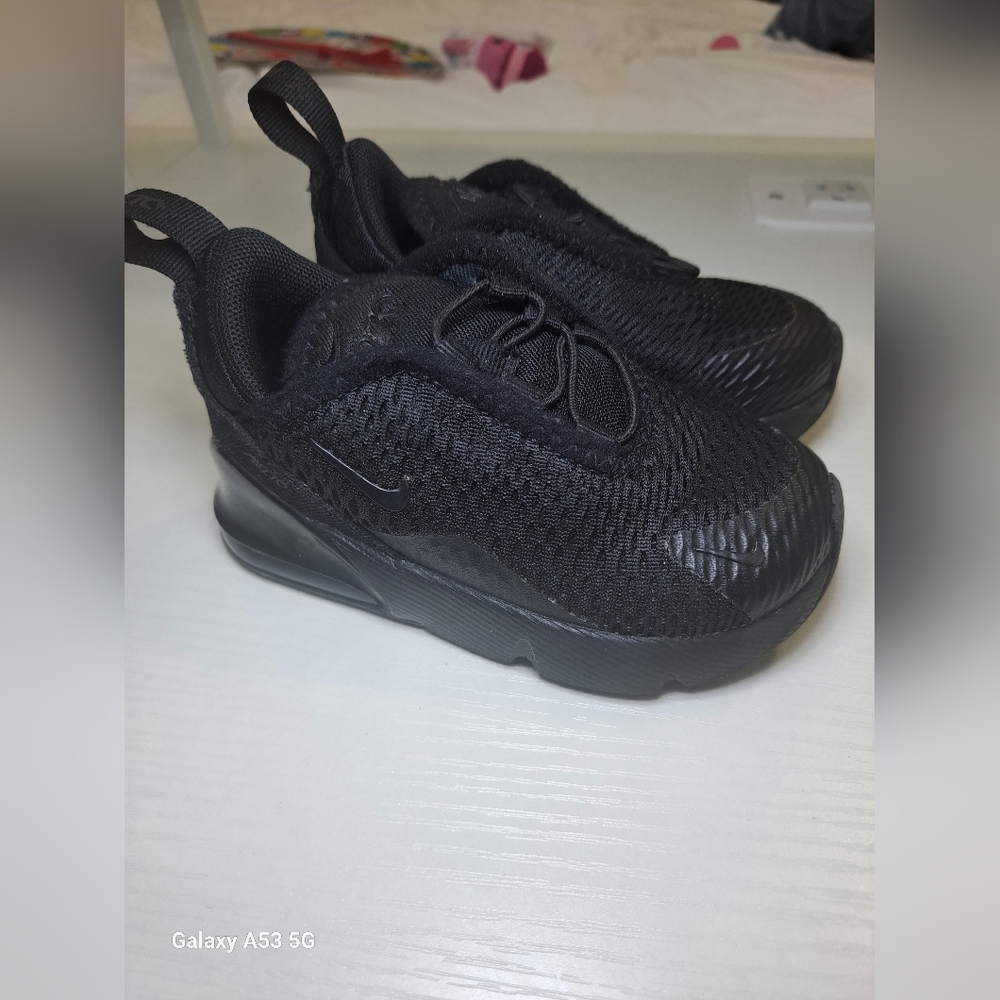 Nike Kids Black Sneakers
